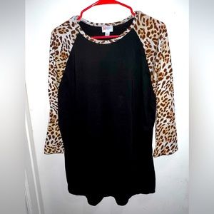 XL Animal Print LulaRoe 3/4 Sleeve Top
